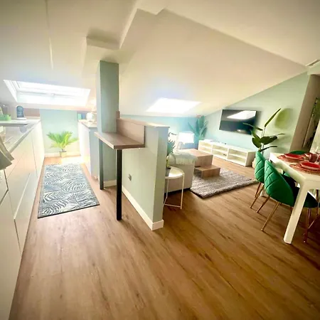 Albamar-panxon アパート